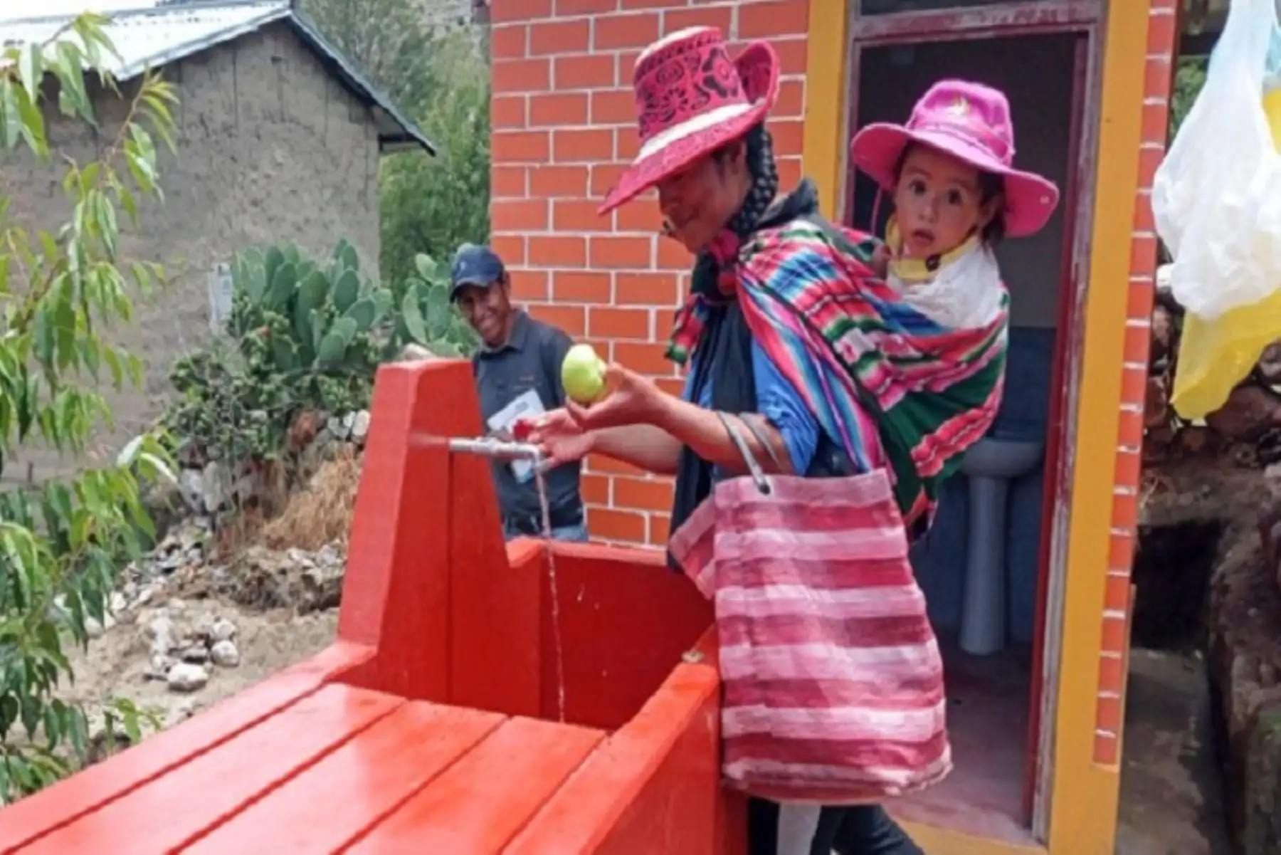 Desde el 2019 cerca de 230,000 habitantes del ámbito rural se beneficiaron con estrategia de cloración Chuya Yacu.
