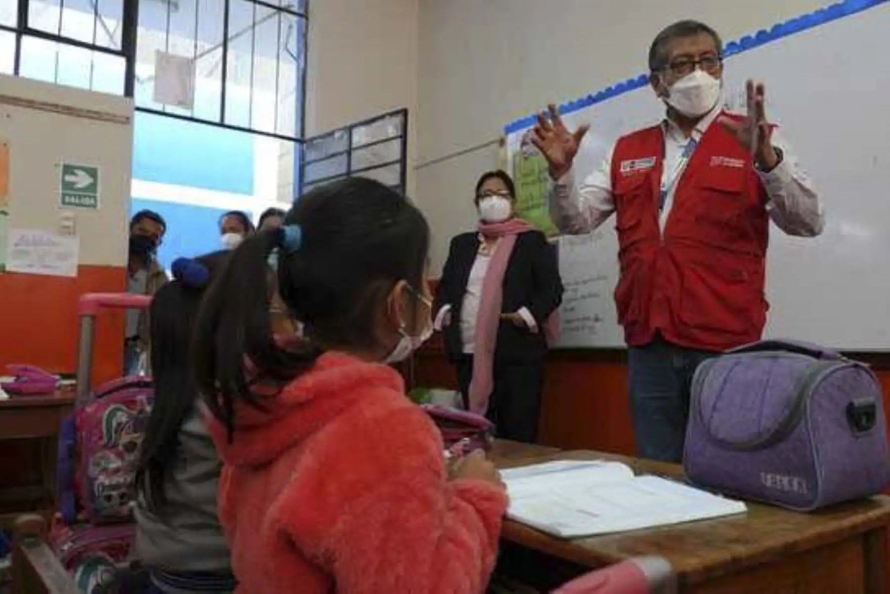 El ministro de Educación, Rosendo Serna, indicó que en el 2023 se realizará un censo de infraestructura educativa con el fin de obtener información sobre el estado de las escuelas y colegios públicos. Foto: Minedu.
