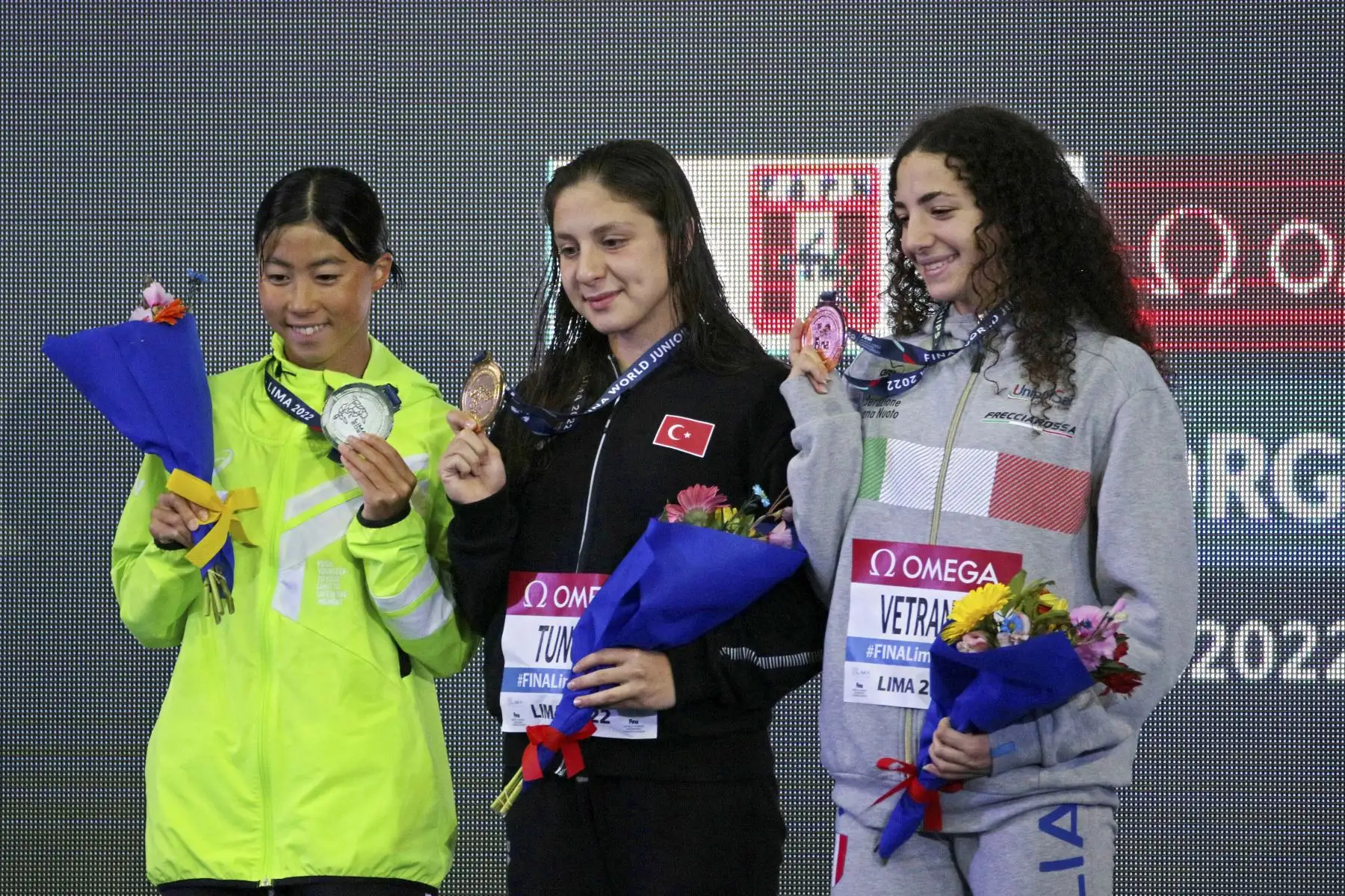 En la sede del Centro Acuático de Legado Videna se viene desarrollando el Mundial Junior de Natación Lima 2022 donde compiten más de 900 deportistas de 93 países, este torneo llega al Perú gracias al trabajo coordinado de Legado y la Federación Peruana de Natación. Foto: Legado