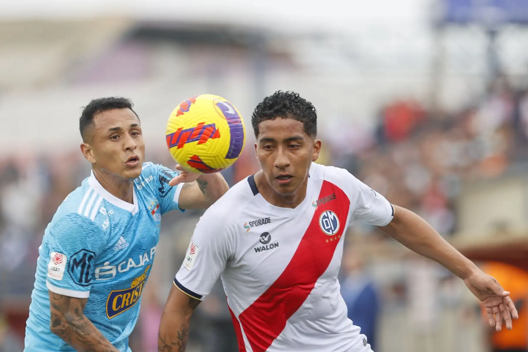 Sporting Cristal vence 3 a 0 a Deportivo Municipal en el estadio Elias Moreno de Villa El Salvador, en partido por la jornada 10 del Torneo Clausura. Foto: ANDINA/Carla Patiño