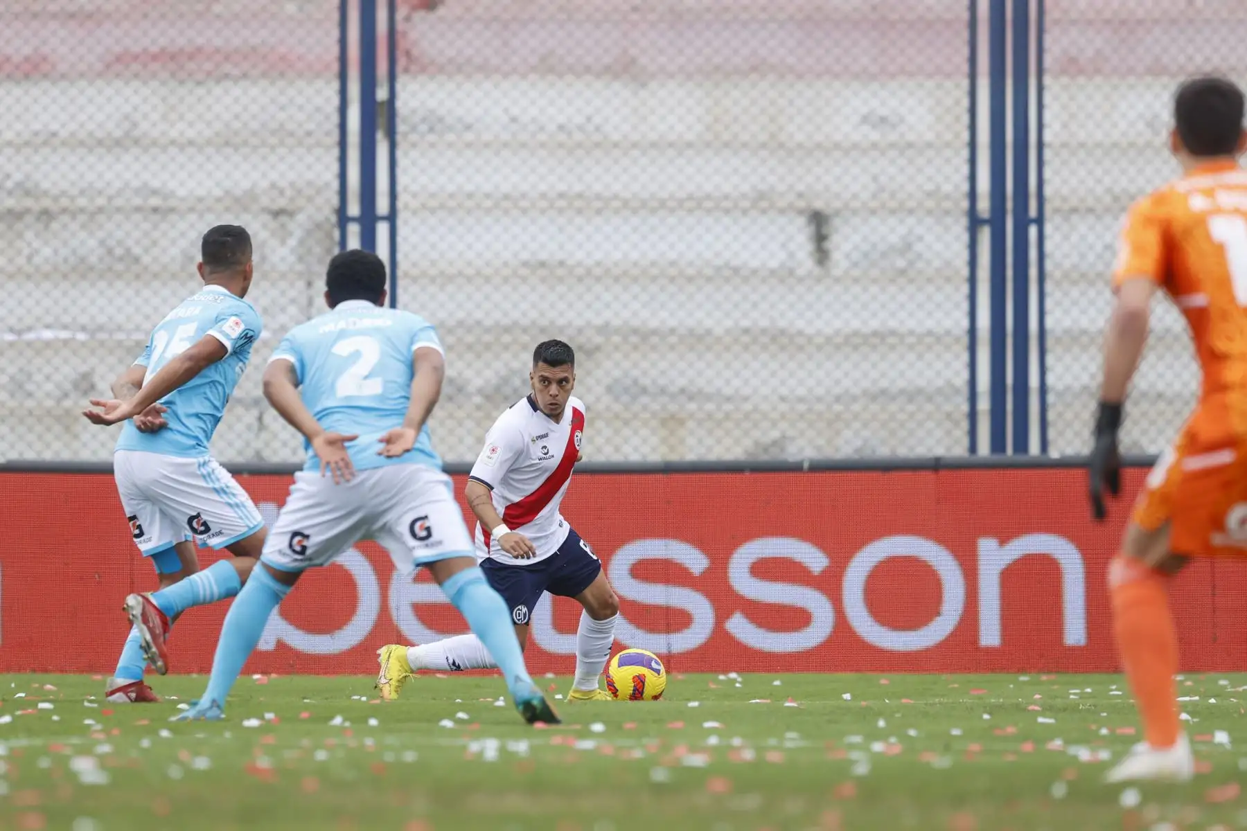 Sporting Cristal vence 3 a 0 a Deportivo Municipal en el estadio Elias Moreno de Villa El Salvador, en partido por la jornada 10 del Torneo Clausura. Foto: ANDINA/Carla Patiño