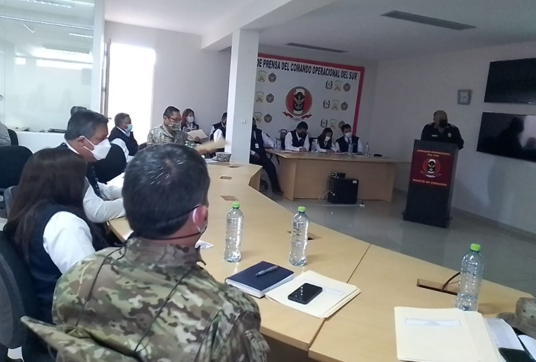 Los responsables de las Oficinas Descentralizadas de Procesos Electorales (ODPE) de Camaná y Caylloma, en la región Arequipa sostuvieron reuniones de coordinación con representantes de la Policía Nacional del Perú y las Fuerzas Armadas, con miras a las elecciones regionales y municipales 2022.