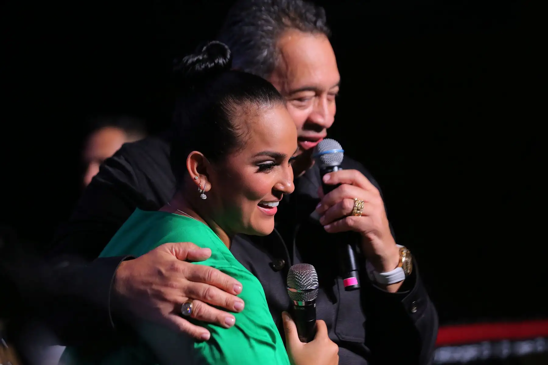 “Por fin juntos” Tour llevará a ambos artistas por nueve ciudades de los Estados Unidos. Y es que Tito Nieves y Daniela Darcourt vienen promocionando este nuevo sencillo; donde ambos comparten créditos.
Foto: Difusión