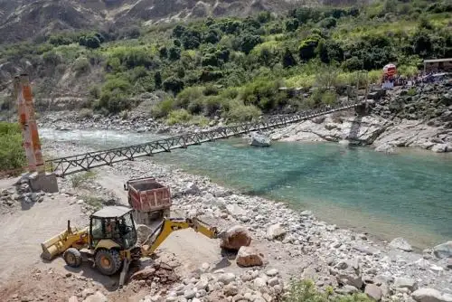 Ayacucho: avanza construcción de puente Ccanchi que dinamizará y unirá dos regiones
