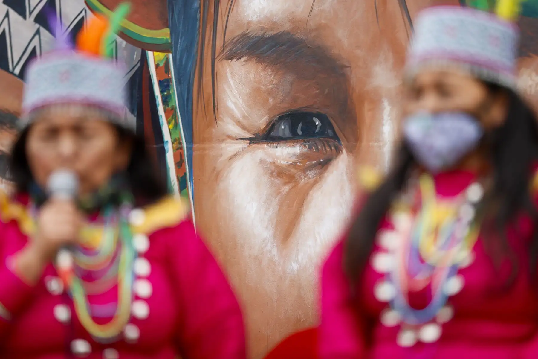 En el marco del Día Internacional de la Mujer Indígena, que se conmemora este lunes 5 de setiembre, el Ministerio de Cultura otorgó la distinción de Personalidad Meritoria de la Cultura a cinco destacadas lideresas. 
Foto: ANDINA/Carla Patiño