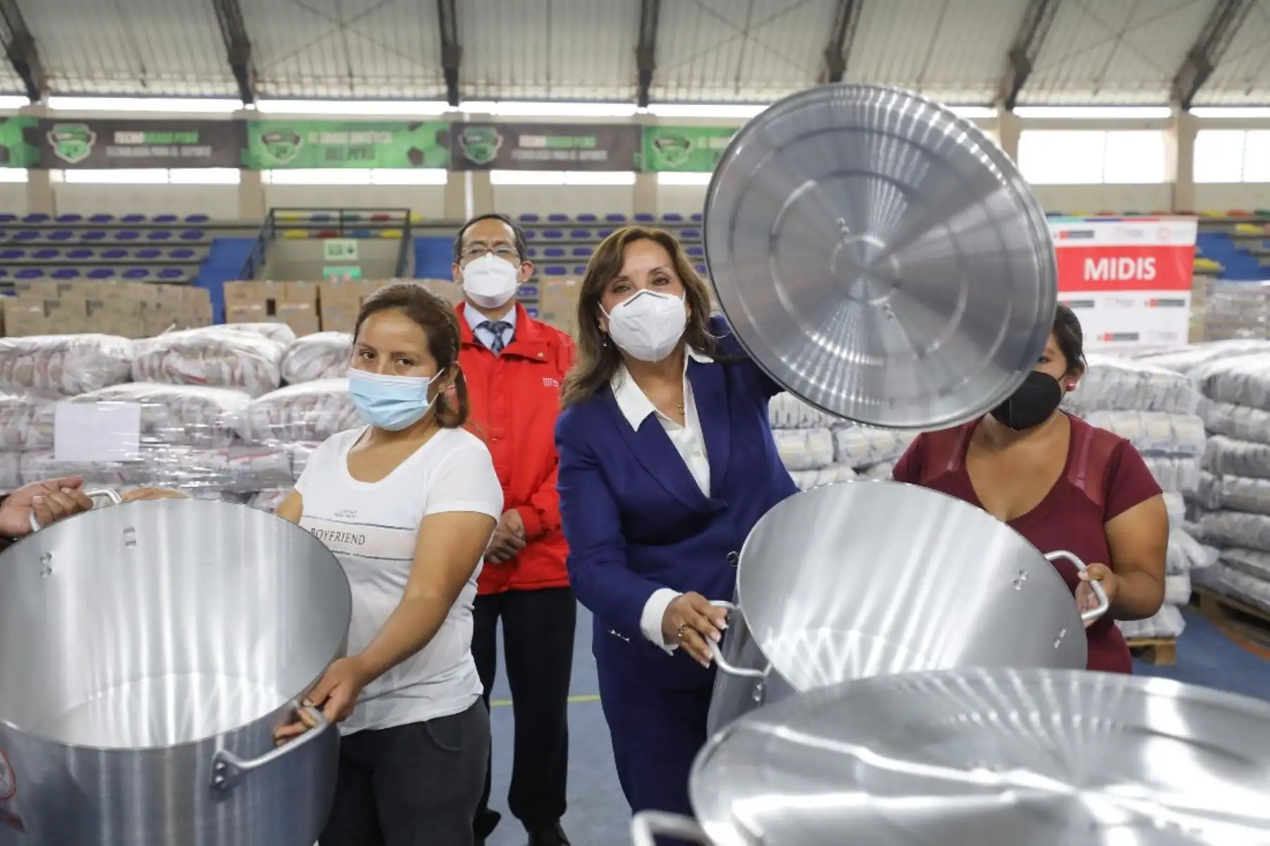 Ollas comunes a nivel nacional recibirán más de 7,000 toneladas de alimentos del Midis. Foto: ANDINA/Difusión.