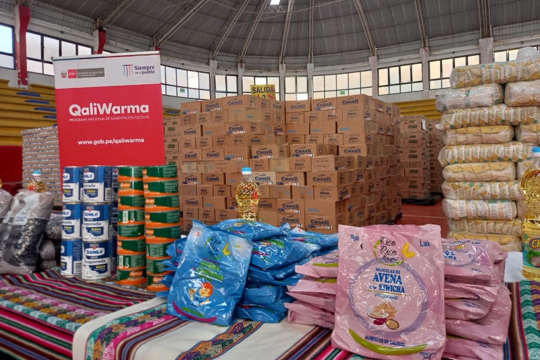 Qali Warma entrega más de 751 toneladas de alimentos a municipalidades de San Juan de Lurigancho y Lurigancho-Chosica para atención de ollas comunes.