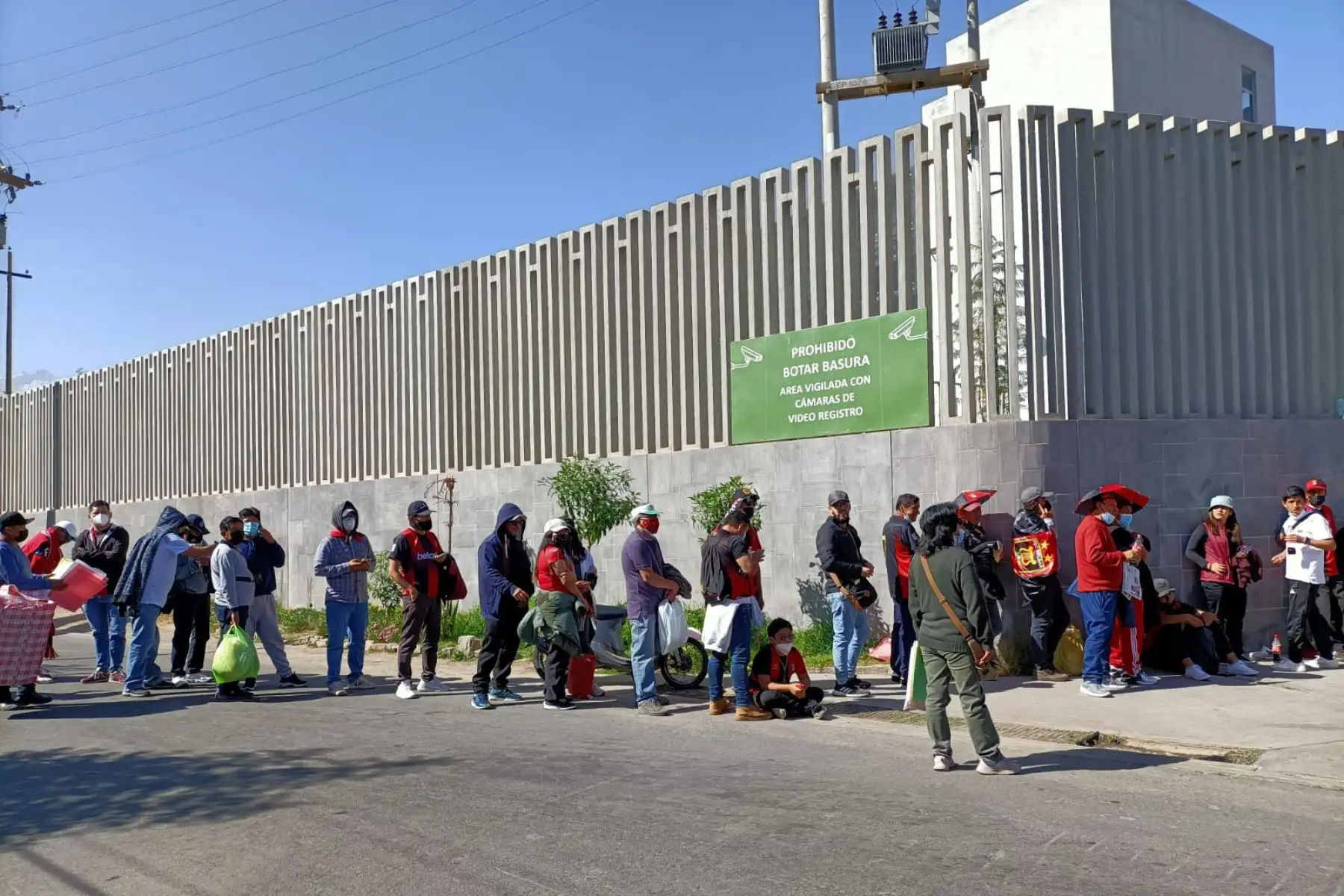 La expectativa crece en Arequipa conforme se acerca la hora del encuentro entre el FBC Melgar vs Independiente del Valle de Ecuador que se desarrollará a las 7:30 de la noche en el Estadio de la UNSA (Universidad Nacional San Agustín).
Foto: Cortesía Rocío Méndez
