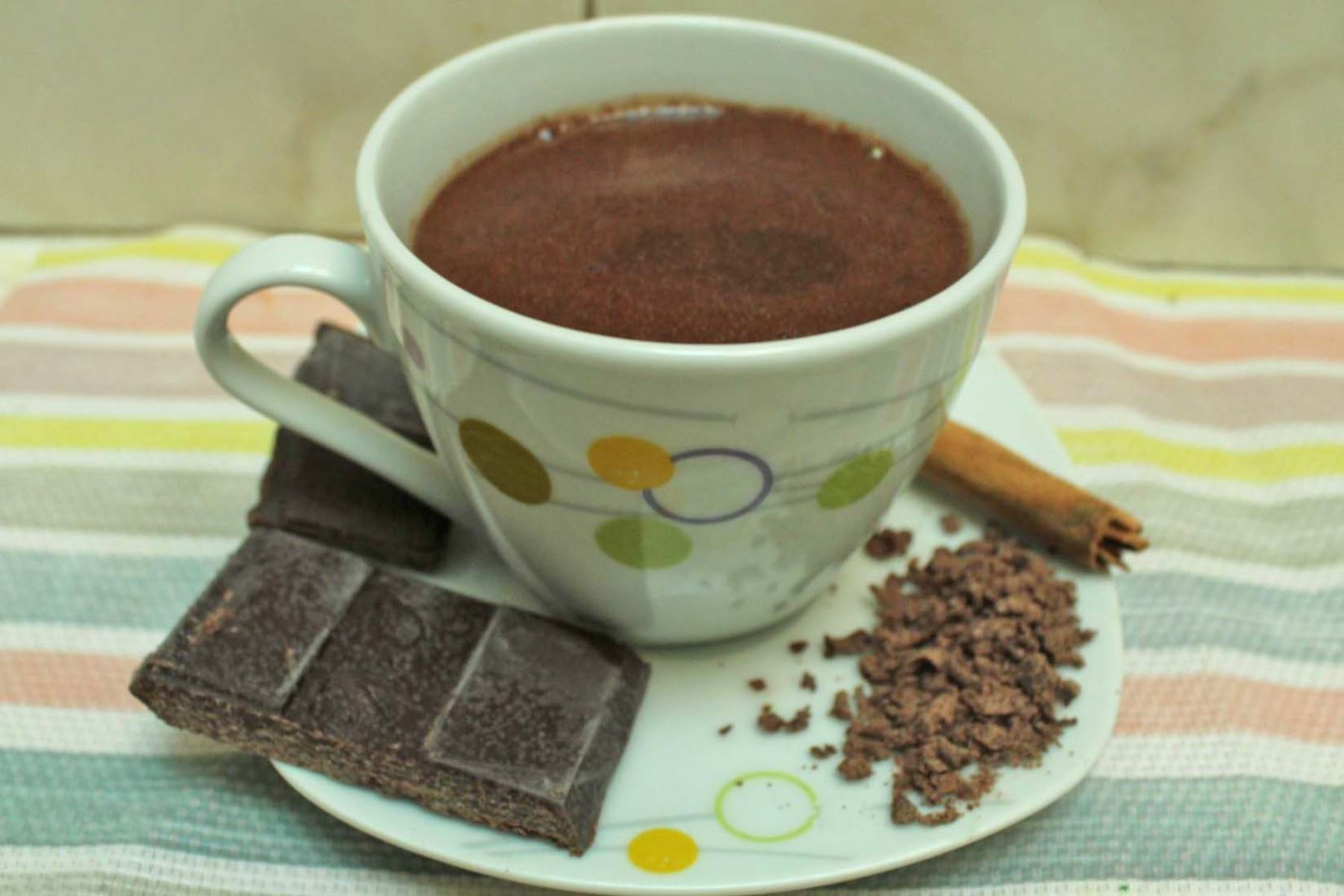 Qali Warma promueve el consumo del chocolate para taza, un producto que potencia la salud y brinda energía a los escolares. ANDINA/Difusión