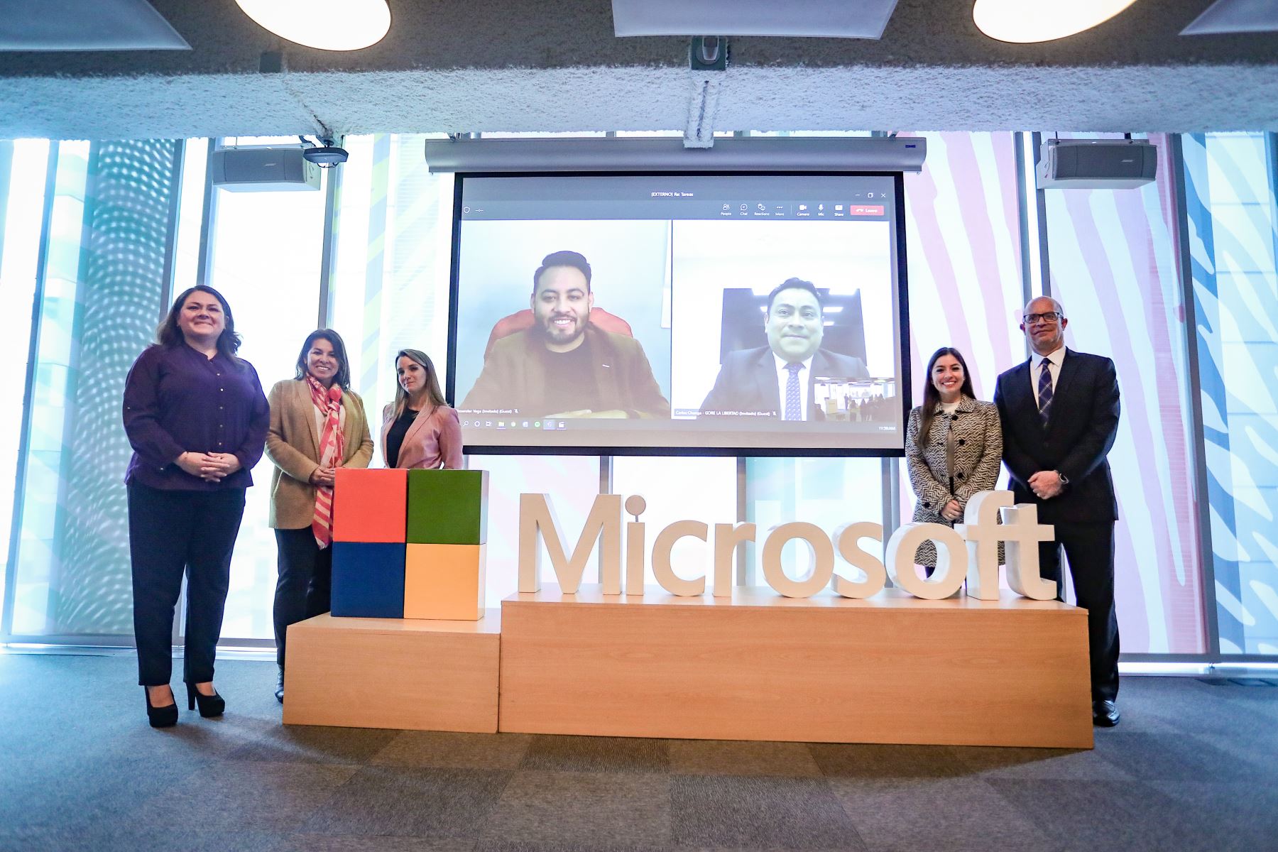 Digitalizando las regiones: PCM y Microsoft se unen para fortalecer el talento tecnológico