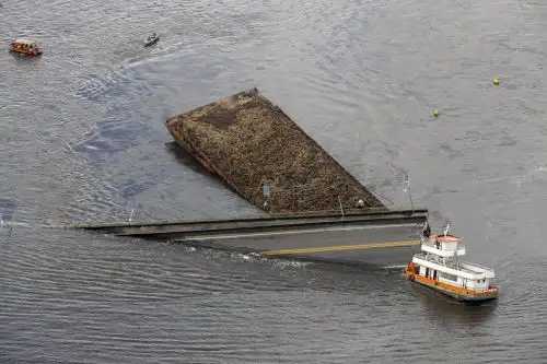 La Marina informó por su parte que las búsquedas continuaban. Foto: AFP