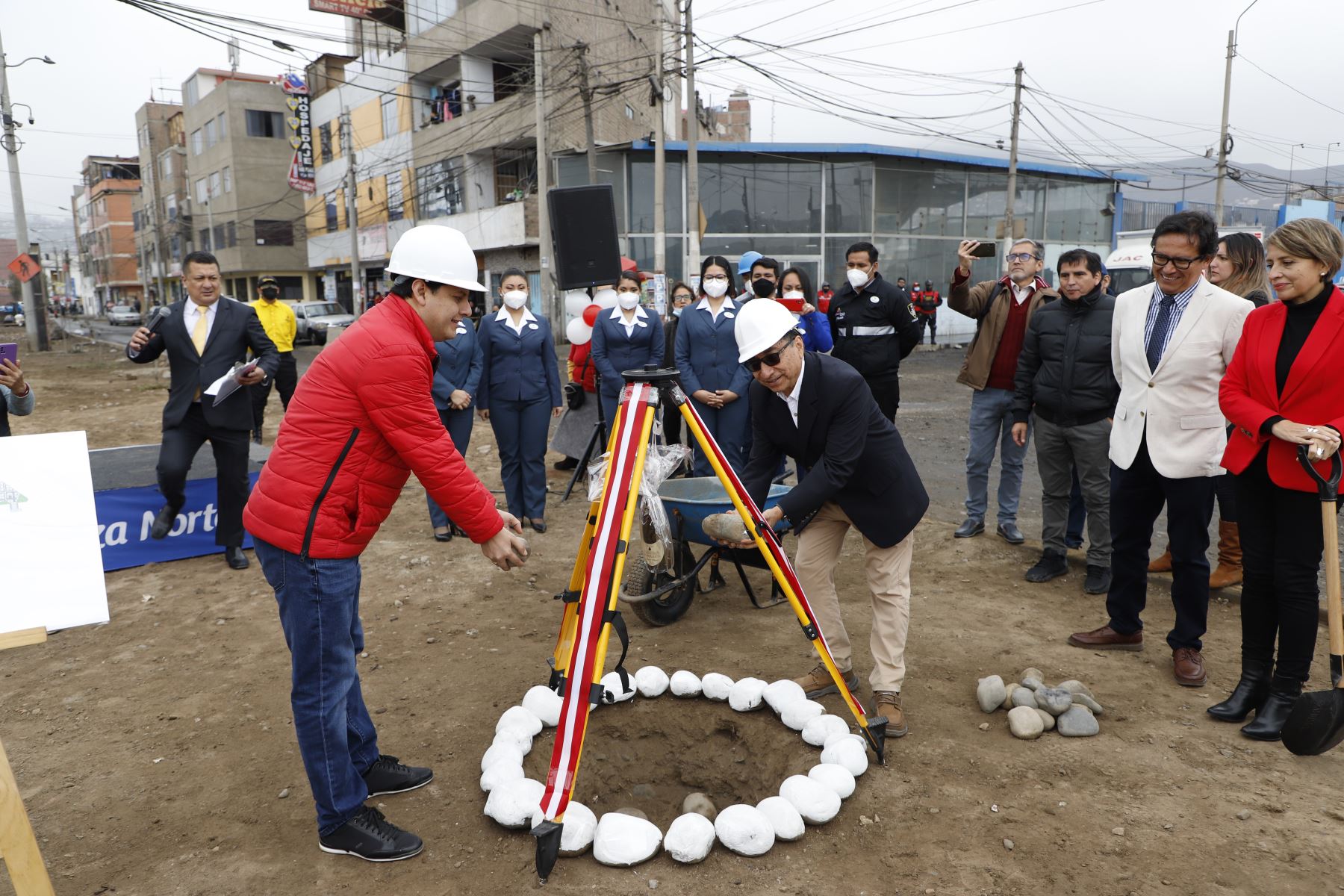 Construcción de alameda se ejecutará en tiempo récord y beneficiará a toda la comunidad de Lima Norte, anunció el alcalde de San Martín de Porres, Julio Chávez. Foto: municipalidad de San Martín de Porres.