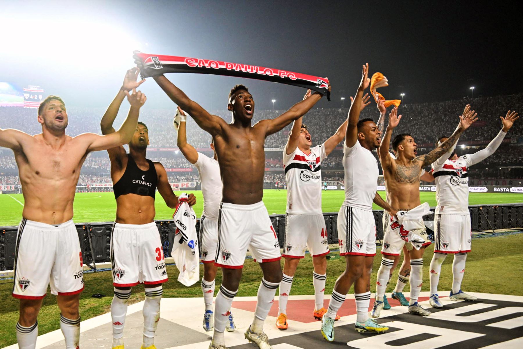 Sao Paulo vence a Goianiense por penales y avanza a la final de la Sudamericana