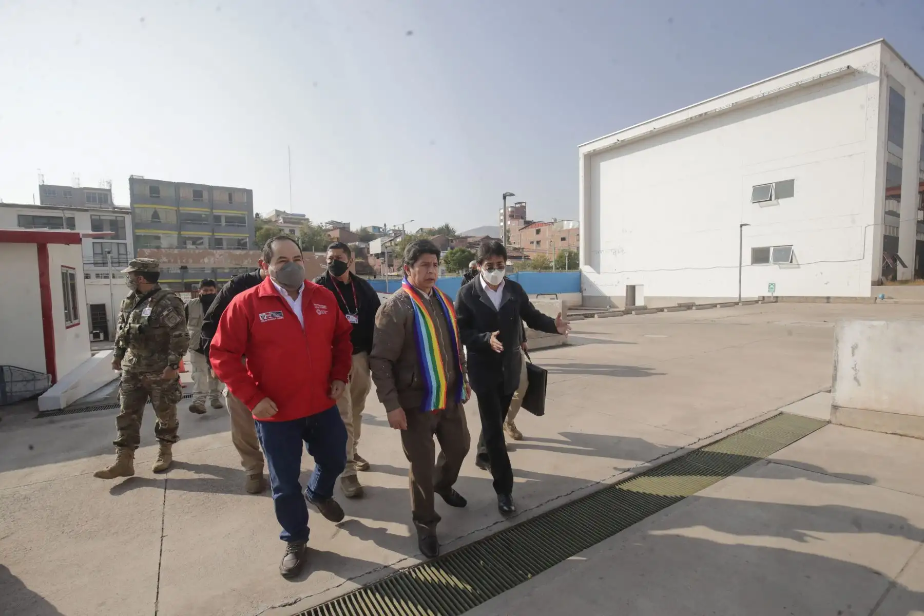 Presidente Pedro Castillo realiza visita inopinada e inspecciona construcción de Hospital Antonio Lorena en Cusco. Foto: ANDINA/ Prensa Presidencia