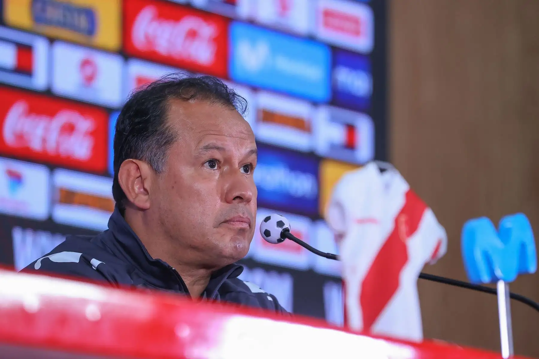 El entrenador de la selección peruana, Juan Reynoso, anuncia su primera lista de convocados en la selección peruana para los cotejos amistosos contra México y El Salvador. Foto: ANDINA/Andrés Valle