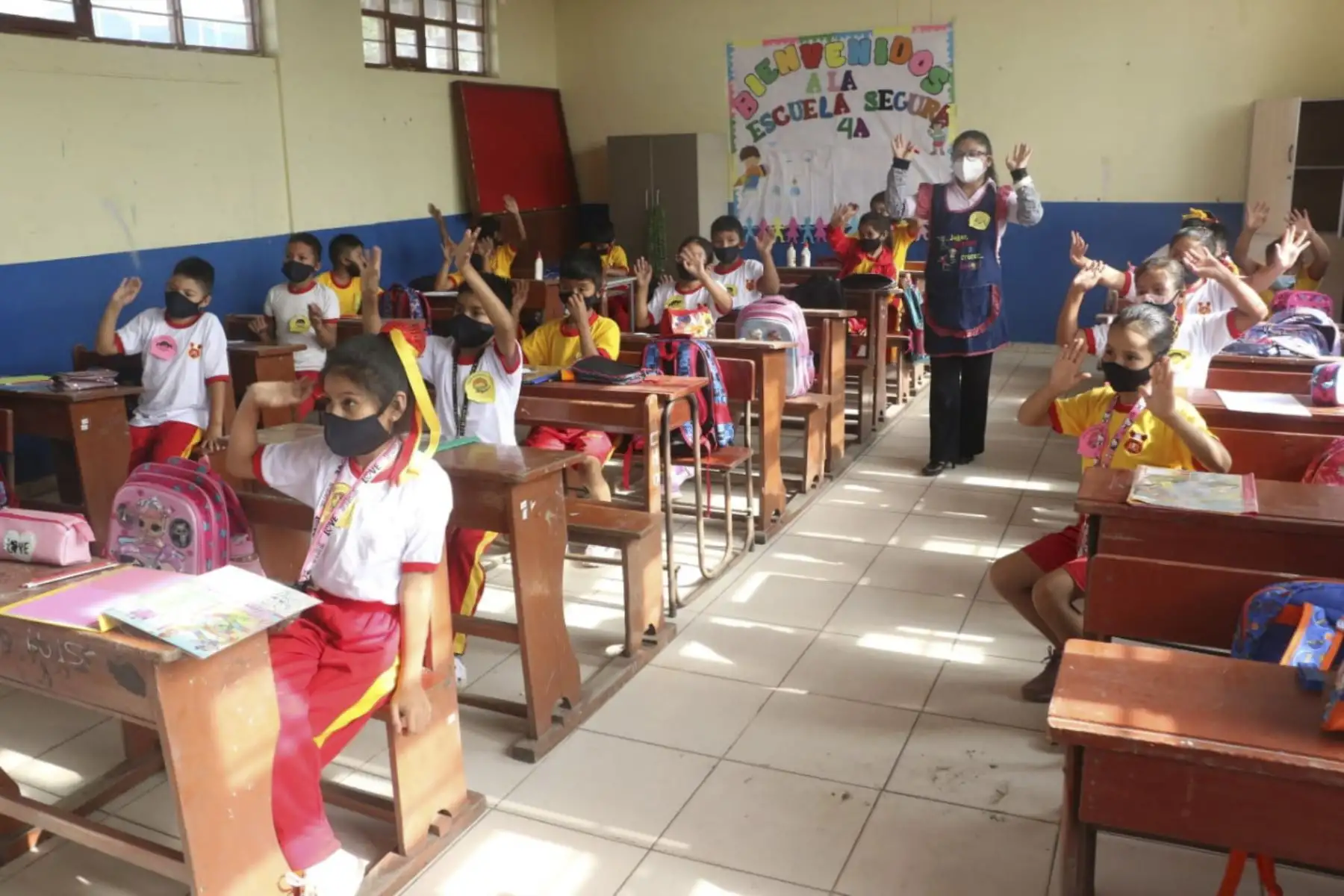 El objetivo de la prueba PISA 2022 es conocer el nivel de los aprendizajes adquiridos por los estudiantes de 15 años de colegios de zonas urbanas y rurales. Foto: ANDINA/Minedu.