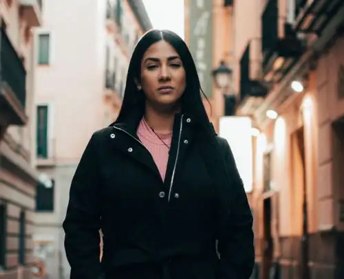 OyeSaavedra y el sello que llevó tendencias musicales a conocidas figuras