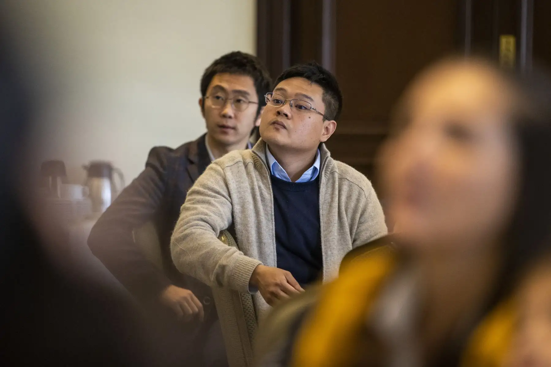Los representantes de la organización de las familias chinas en Lima, Julio Liu y Yangtze Du presentaron la celebración del Festival del Medio Otoño, un evento que promueve la cultura china y que tiene un importante significado de unión familiar y amigos. La luna llena del medio otoño significa la unión y la búsqueda de la prosperidad sobre la base del mutuo entendimiento para las familias chinas Foto: ANDINA/Carla Patiño