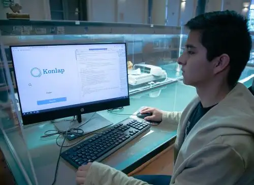 Conoce a Héctor Díaz Gómez, el joven estudiante natural de Amazonas y creador de Konlap, el buscador web que permite navegar en más de 100 idiomas y que es sensación en universidades de Estados Unidos. ANDINA/Difusión