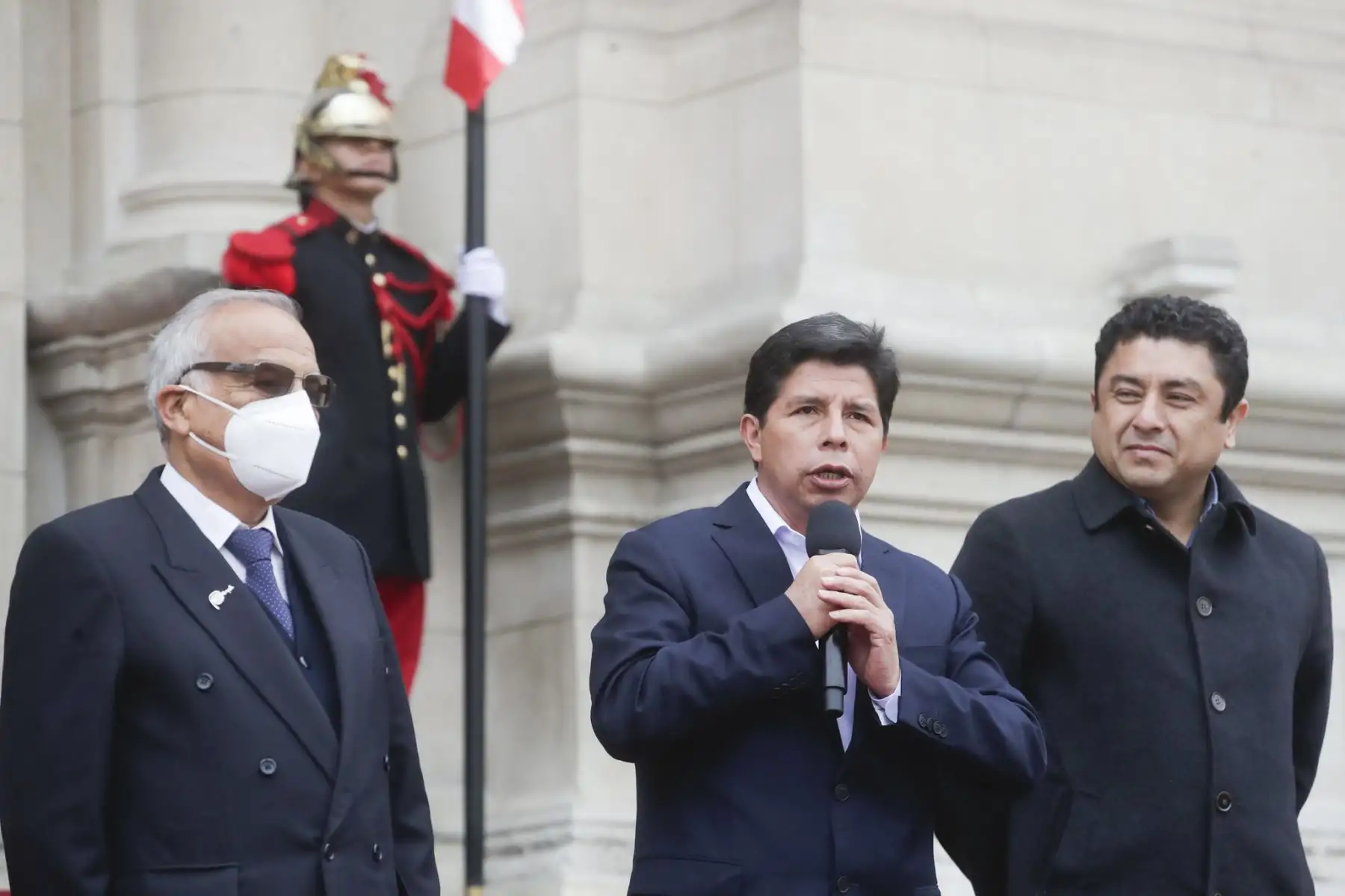 Presidente Pedro Castillo sostiene encuentro con líderes y representantes de la comunidad asháninka.
Foto: ANDINA/Prensa Presidencia