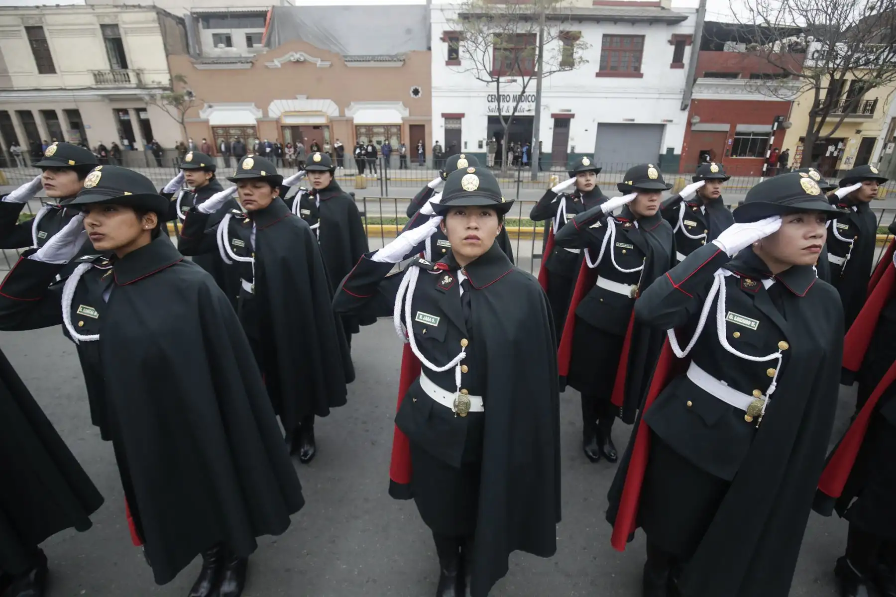 Presidente de la República, Pedro Castillo lidera ceremonia por el Día de los Defensores de la Democracia.
Foto: ANDINA/Prensa Presidencia