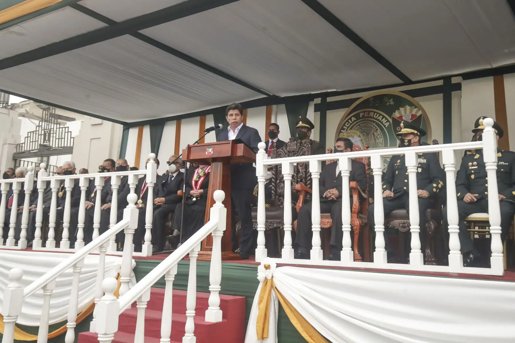 Presidente de la República, Pedro Castillo lidera ceremonia por el Día de los Defensores de la Democracia.
Foto: ANDINA/Prensa Presidencia