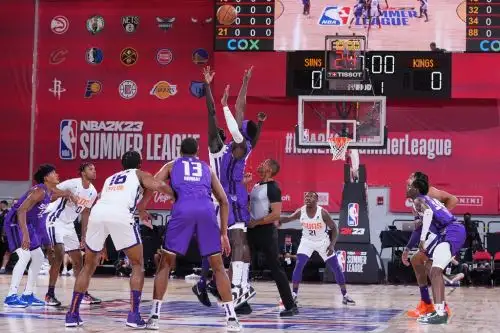 La NBA suspendió al propietario de los Phoenix Suns