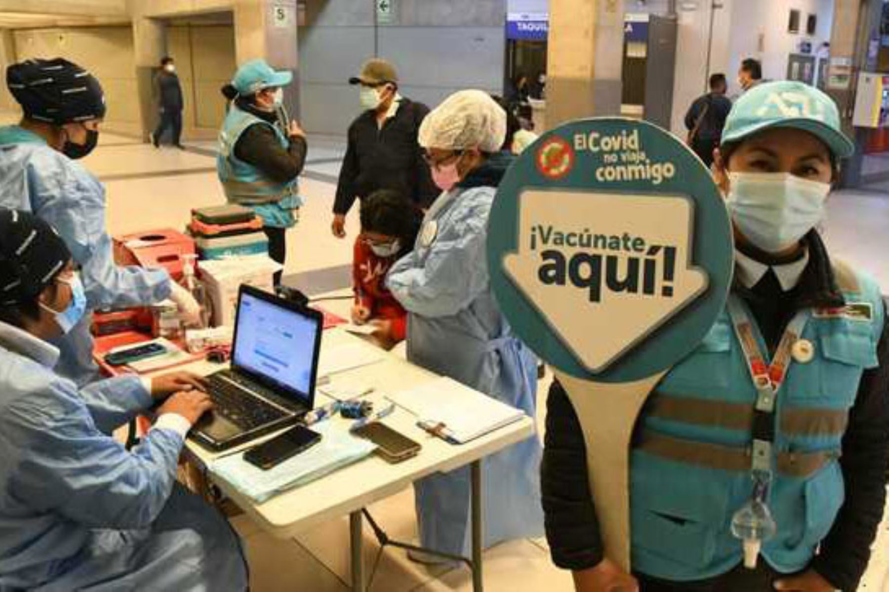 Covid-19: ATU y Sisol apoyan vacunación en estación Central de Metropolitano en setiembre