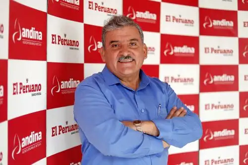 Gral PNP (r) Cluber Aliaga Lodtmann, candidato al Gobierno Regional del Callao, con Avanza País, brinda entrevista a Andina Canal Online. Foto: ANDINA/Renato Pajuelo