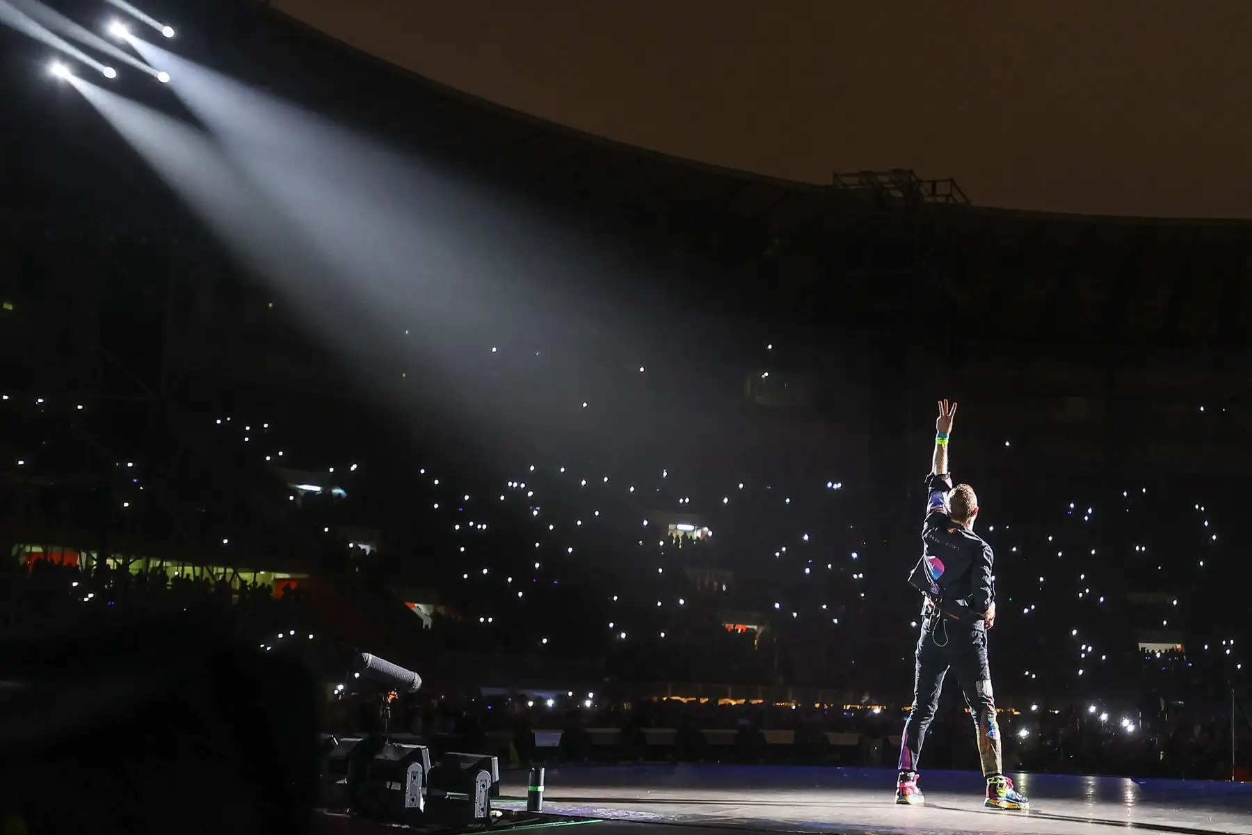 Coldplay deslumbró en gran concierto realizado en el Estadio Nacional como parte de su tour internacional “Music of the spheres”. 
Foto: ANDINA/Andrés Valle