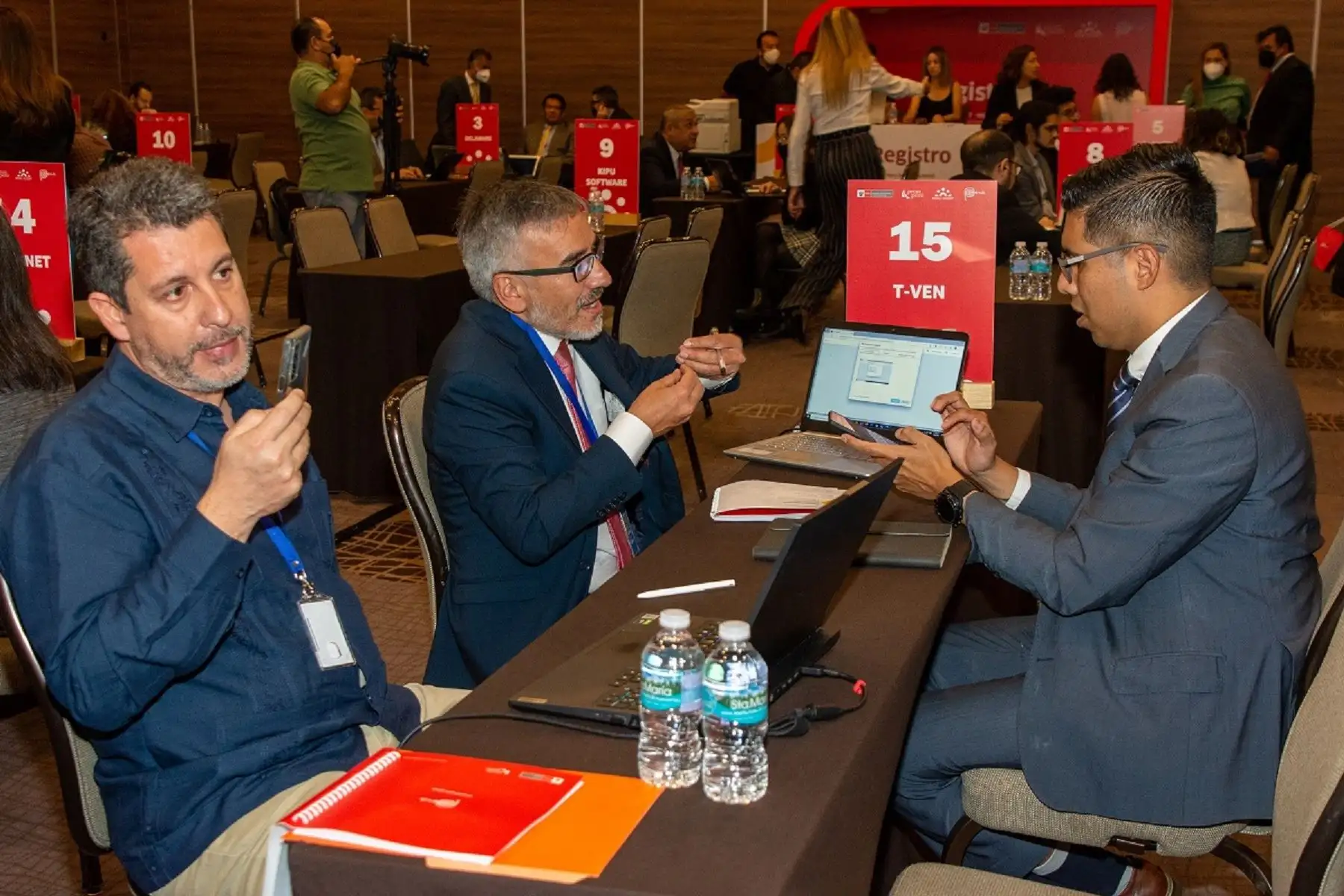 Perú Service Summit en México.