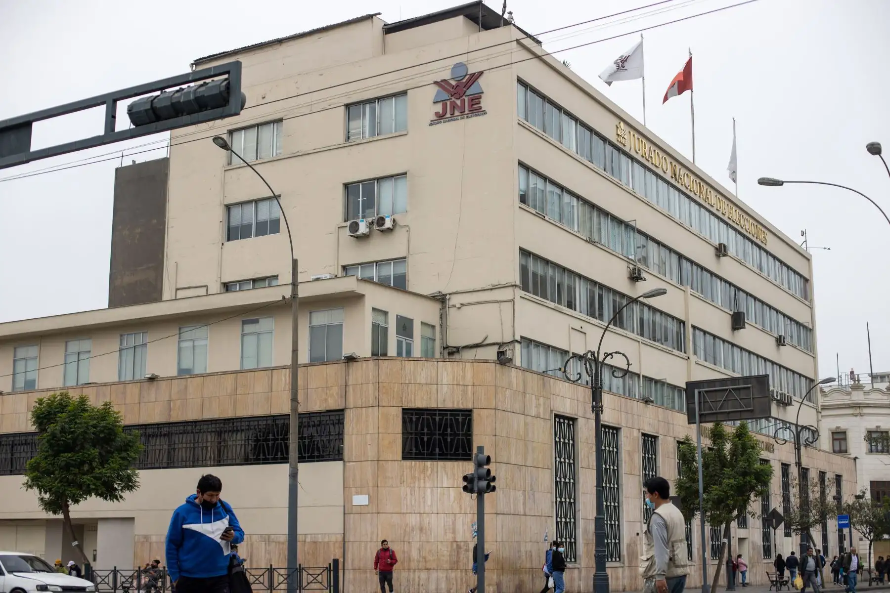 Normas Legales: JNE confirma sanción económica a Somos Perú impuesta por la ONPE