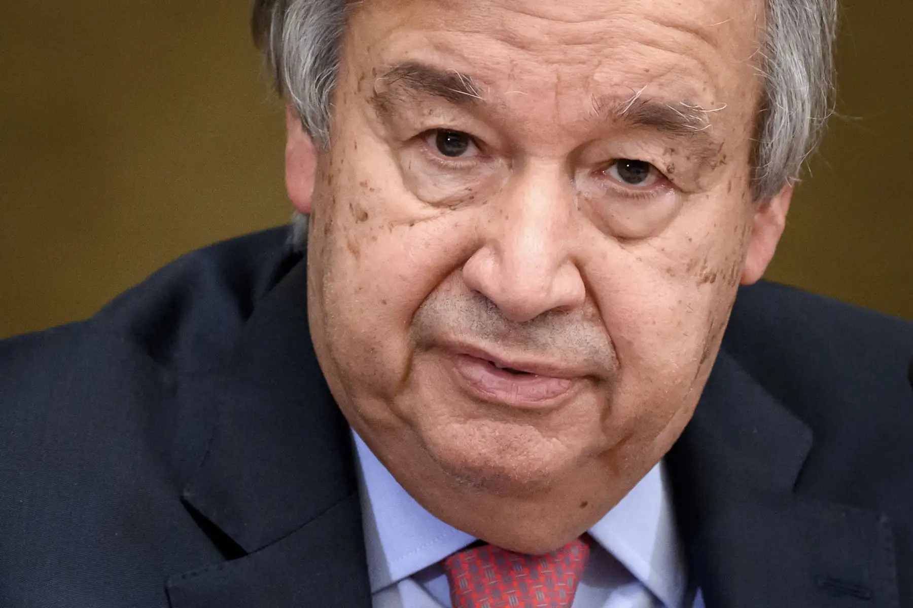"Los medios de comunicación libres, independientes y pluralistas, capaces de mantener informado al público sobre asuntos de interés público, son un ingrediente clave para la democracia", sostuvo las ONU. Foto: AFP