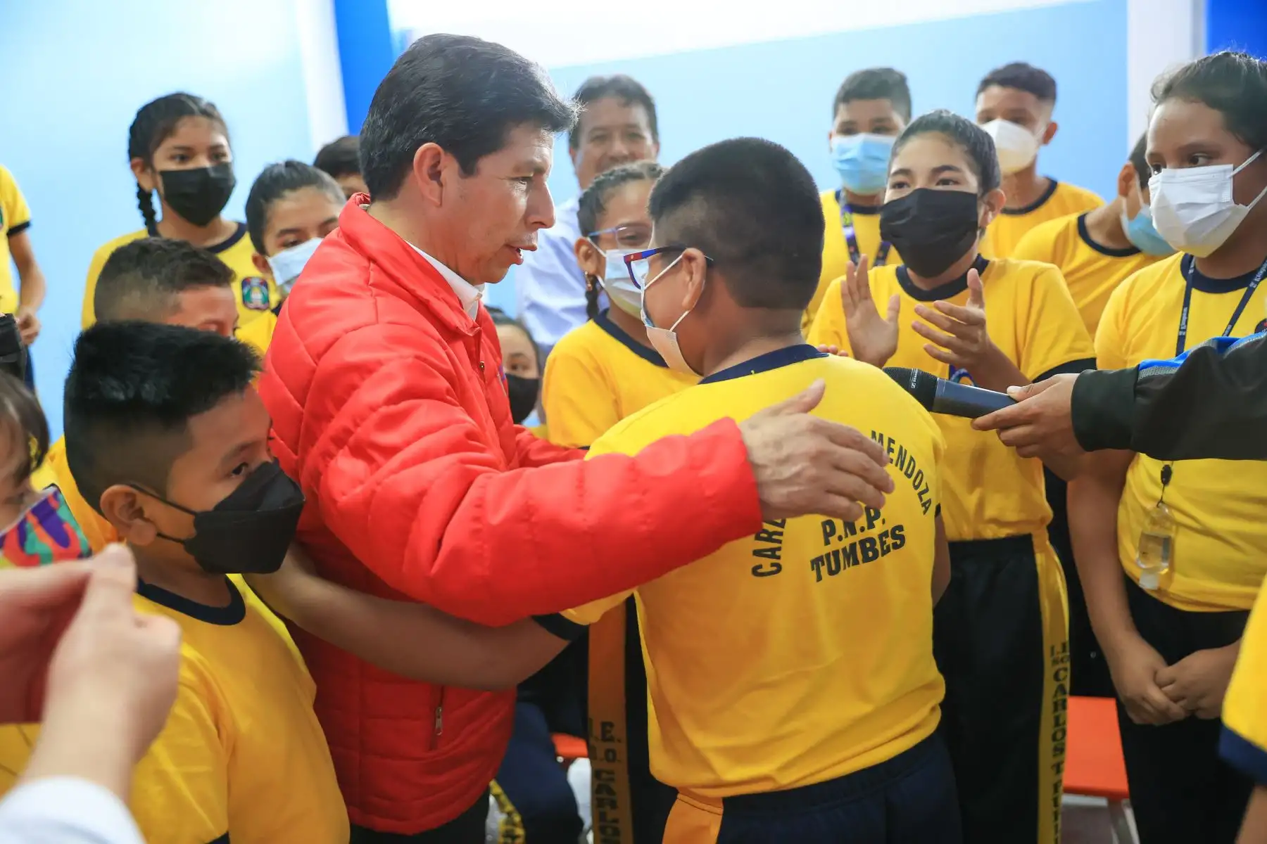 El presidente de la República, Pedro Castillo Terrones, inauguró hoy la Institución Educativa SO1 PNP Carlos Teodoro Puell Mendoza en el distrito de Tumbes, obra que beneficiará a 646 alumnos de inicial, primaria y secundaria. Foto: ANDINA/Presidencia Perú