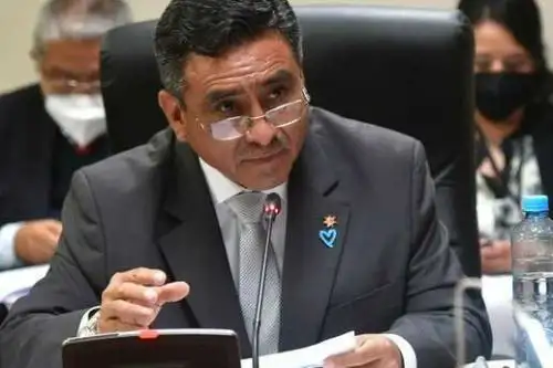 Ministro Willy Huerta sustentó proyecto de presupuesto del sector Interior para el próximo año. Se destinarán S/ 407 millones para salud de la familia policial. Foto: difusión.
