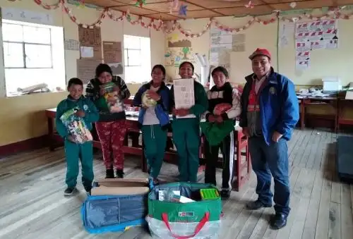 El Ministerio de Educación (Minedu) culminó el reparto de 853 kits de respuesta educativa ante situaciones de emergencia y desastres para las 367 escuelas de 17 regiones, de acuerdo con lo previsto en el Plan Multisectorial ante Heladas y Friaje 2022.