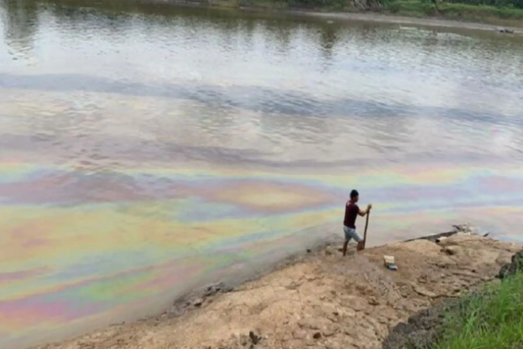 Este 18 de setiembre inician las supervisiones con todas las instituciones convocadas y/o llamadas por ley para atender el incidente ambiental, contando con la presencia del personal de la Capitanía de Puertos de Iquitos.