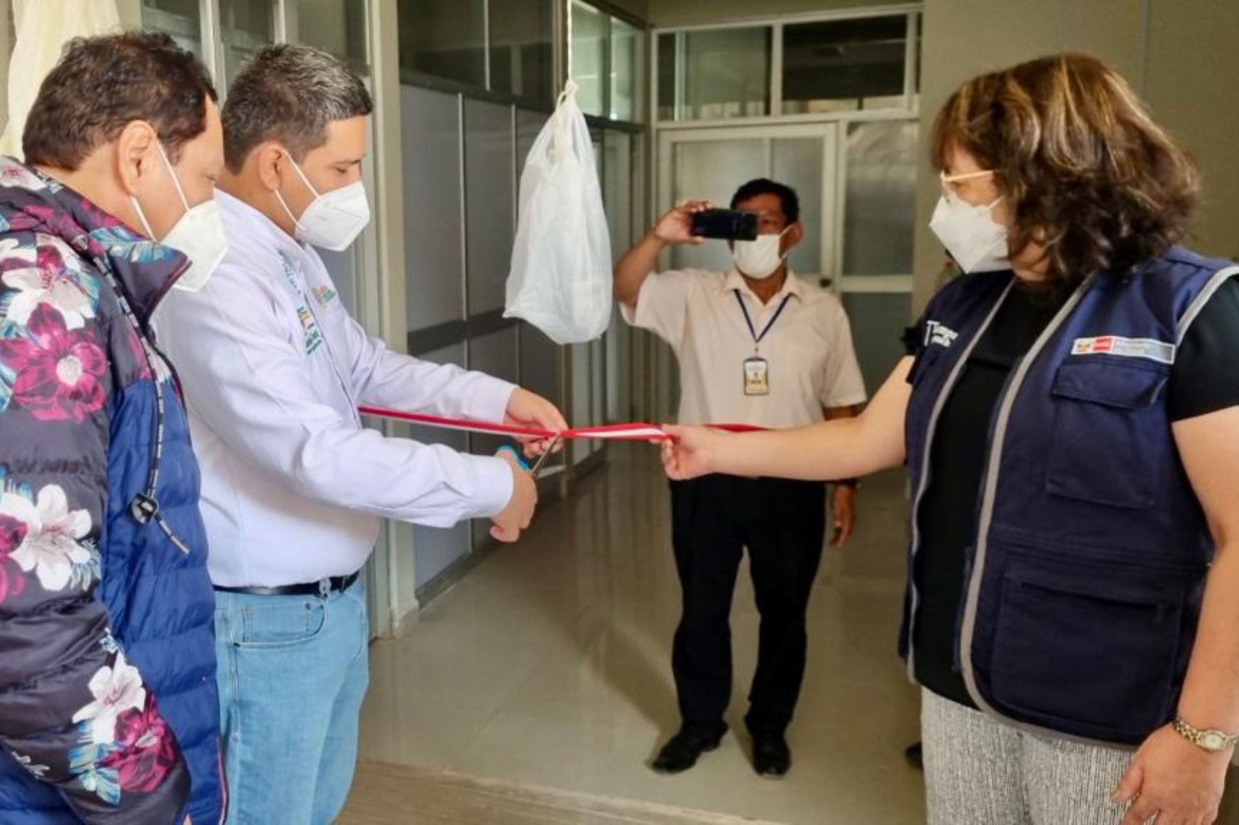 Se inauguró la unidad especializada de tuberculosis  del Hospital Santa Rosa de Puerto Maldonado, que brindará atención de calidad a las personas afectadas por la enfermedad. Foto: Minsa