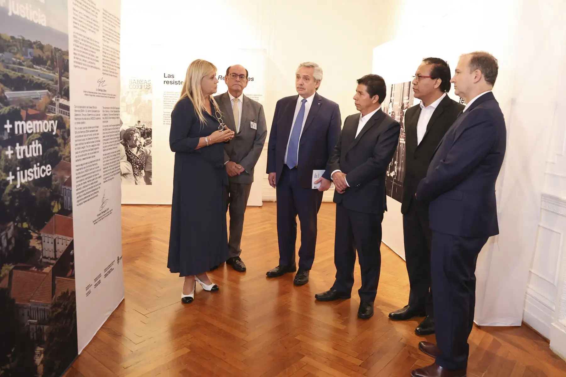 Presidente Pedro Castillo visita la muestra “Nunca Más” – Museo Sitio de Memoria ESMA, Ex Centro Clandestino de Detención, Tortura y Exterminio.Foto: ANDINA/Prensa Presidencia/ Vidal Tarqui Palomino