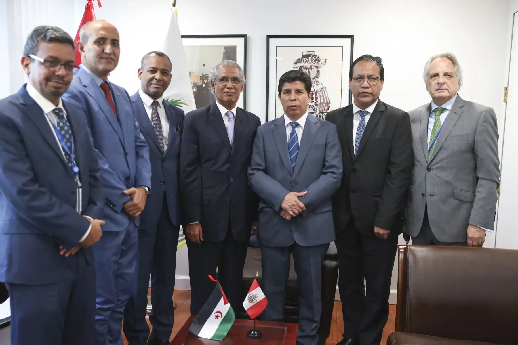 El jefe de Estado, Pedro Castillo, sostuvo reunión con el ministro de Relaciones Exteriores de la República Árabe Saharaui Democrática, Mohamed Salem Uld Salek, como parte de la agenda que cumple durante su viaje a Estados Unidos. Foto: ANDINA/Prensa Presidencia/Vidal Tarqui Palomino