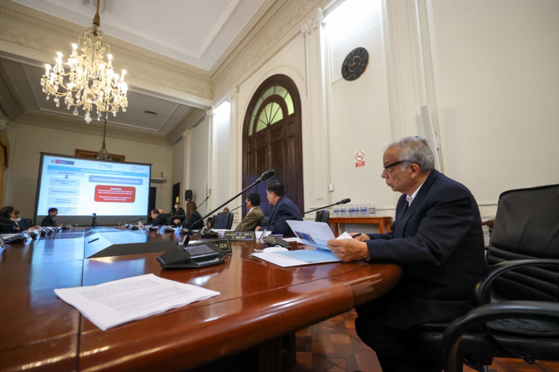 Aníbal Torres lidera nueva sesión del Consejo de Ministros