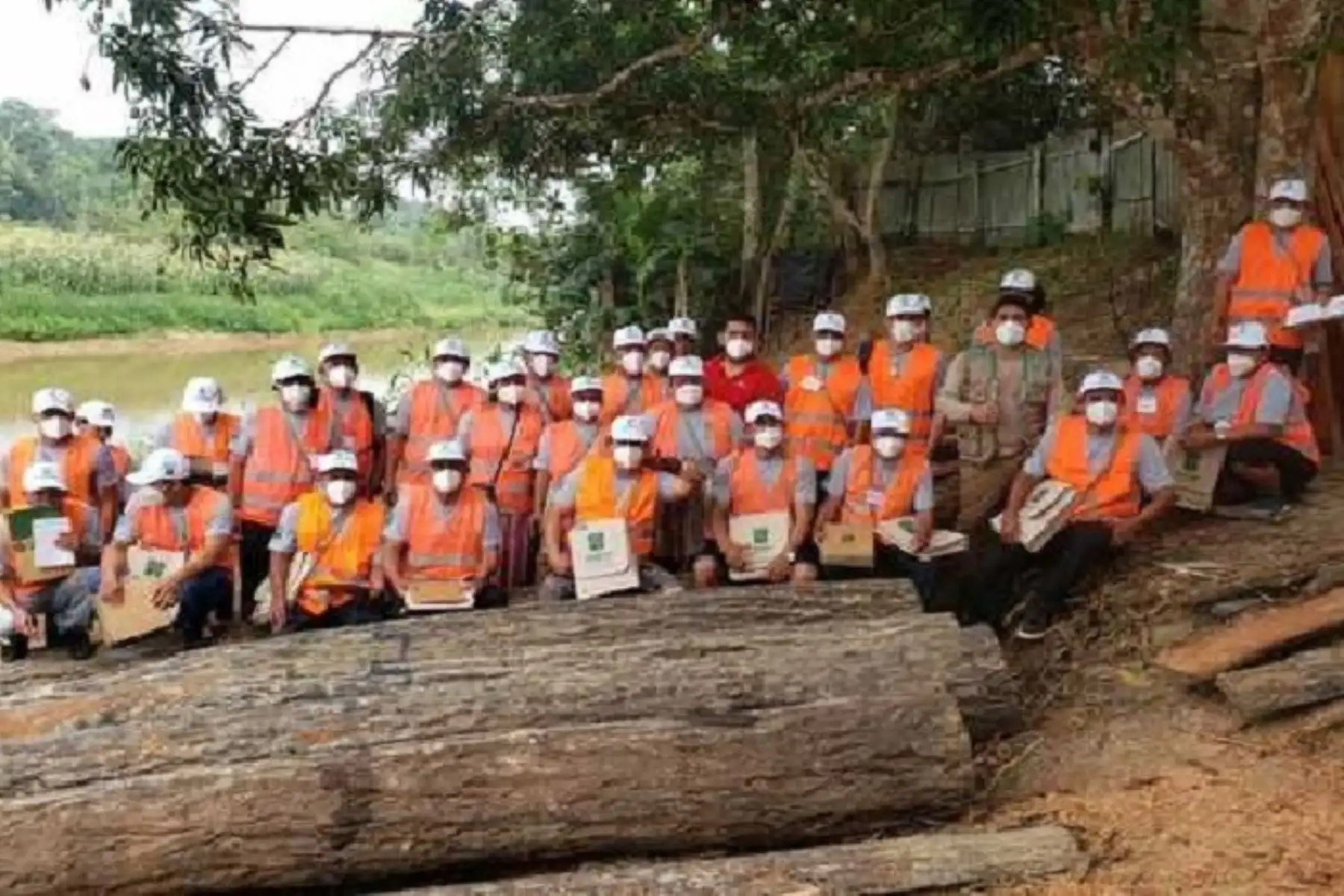 Loreto: comunidades del río Tapiche se capacitan con la Mochila Forestal del Osinfor.