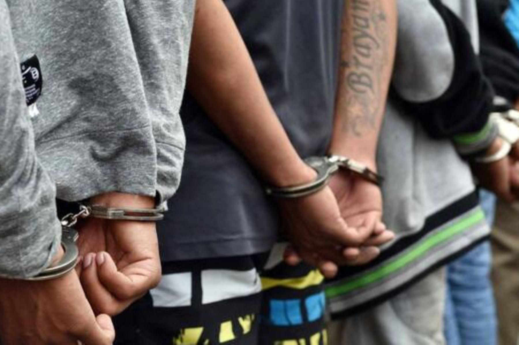 Policías, serenos y militares capturan en tiempo récord a 860 criminales