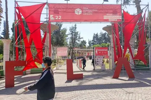 La Feria Internacional del Libro de Arequipa atenderá al público hasta el 4 de octubre. Foto: ANDINA/Cortesía Rocío Méndez