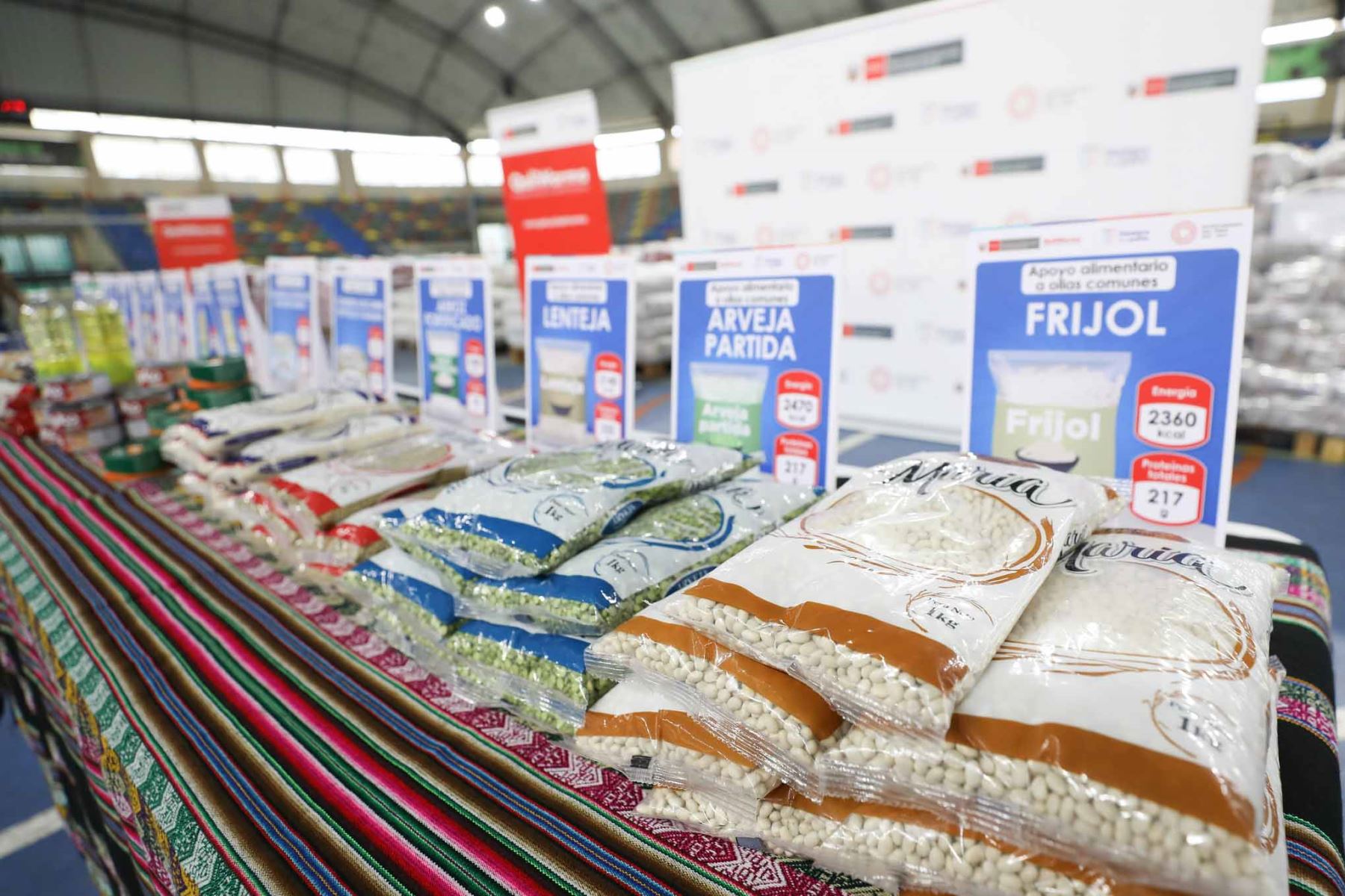 En los últimos 30 días, el Ministerio de Desarrollo e Inclusión Social (Midis), a través del programa Qali Warma, entregó 5253.52 toneladas de alimentos a 96 municipalidades en el ámbito nacional para atender a 3198 ollas comunes registradas en el sistema informático Mankachay Perú (Mi ollita Perú). Foto: ANDINA/Difusión