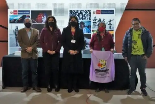 El Ministerio de Cultura reafirmó su compromiso de coordinar las intervenciones estratégicas en salud en beneficio de los pueblos indígenas u originarios que viven en zonas de frontera, las mismas que deben realizarse con pertinencia cultural y lingüística. Es decir, con respeto a sus costumbres y lengua materna.