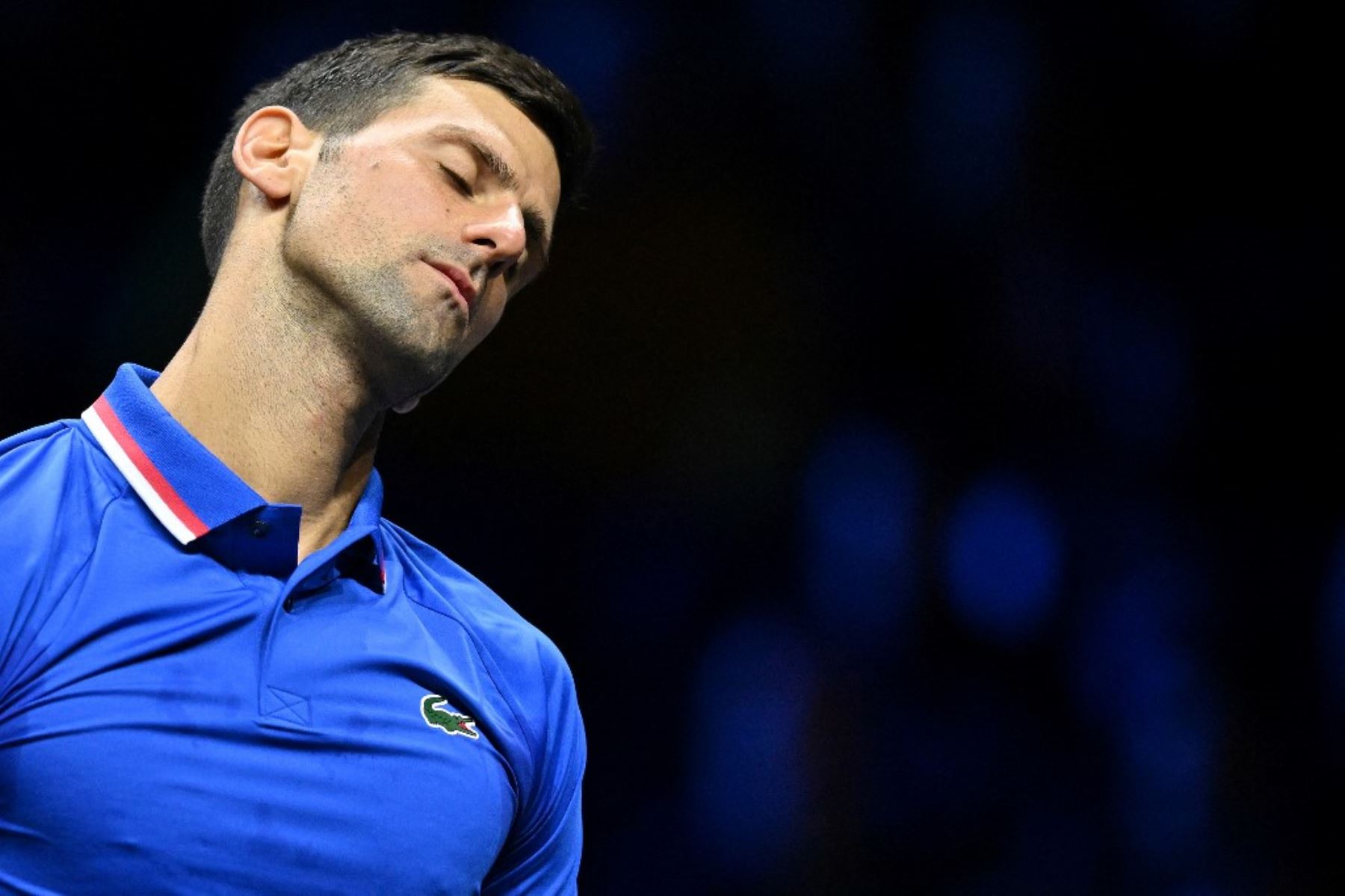 Djokovic tuvo una dura caída en el Laver Cup