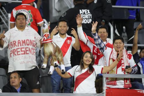 Imágenes previas al partido entre la Selección Peruana  vs la Selección de El Salvador que se enfrentan en Washington D.C