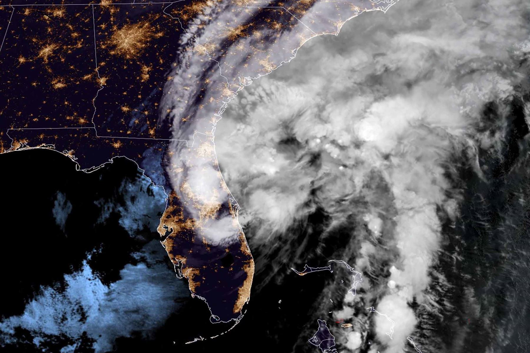 Esta imagen satelital muestra la tormenta tropical el 29 de septiembre de 2022 a las 11:30 UTC, después de que azotara Florida como un huracán de categoría 4. Foto: AFP