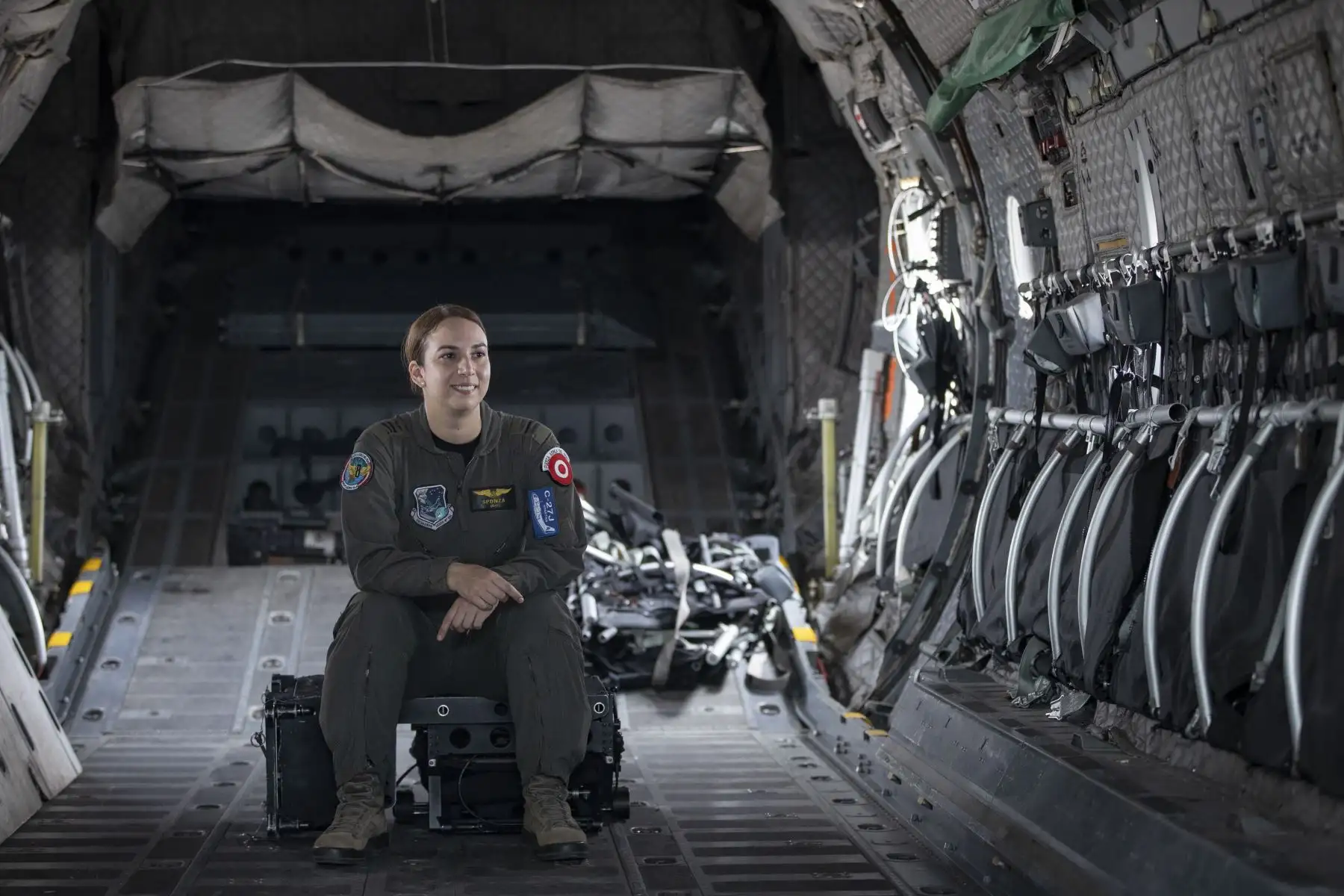 Las horas de entrenamiento y la constancia por dar lo mejor de ella hicieron que se convirtiera en la primera oficial mujer en pilotar este moderno avión, algo que requiere de temple, nervios de acero, pero sobre todo mucha destreza. Foto: ANDINA/Andrés Valle
